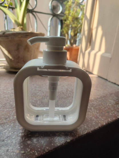 Large Capacity Refillable Soap Dispenser Bottle
